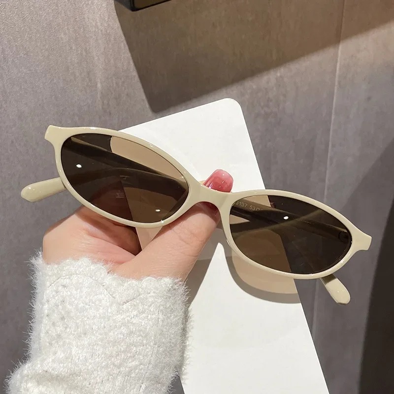 Nieuwe Retro Sexy Cat Eye Zonn - Street Fashion Brands recensie en prijs