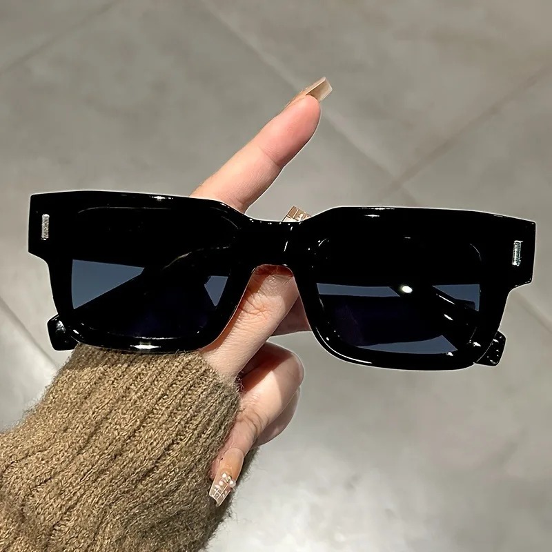 Luxe rechthoekige zonnebril Da - Street Fashion Brands recensie en prijs